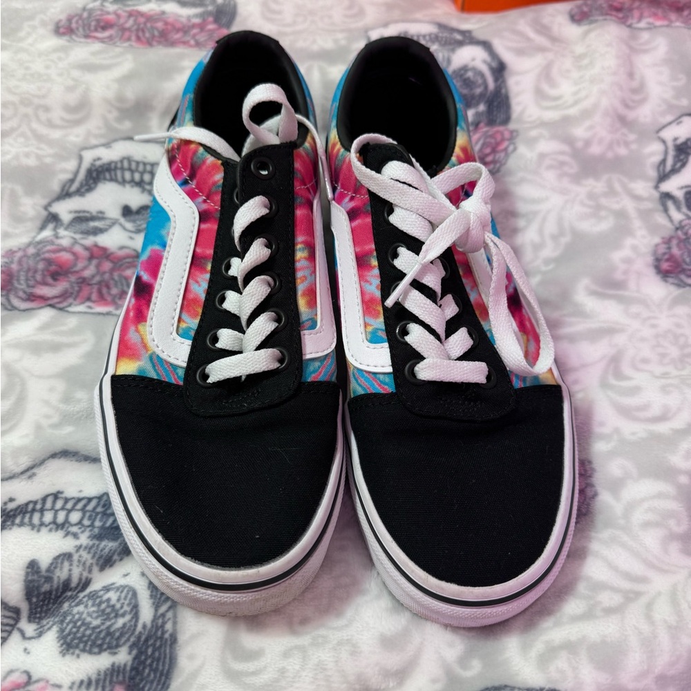 tie dye vans